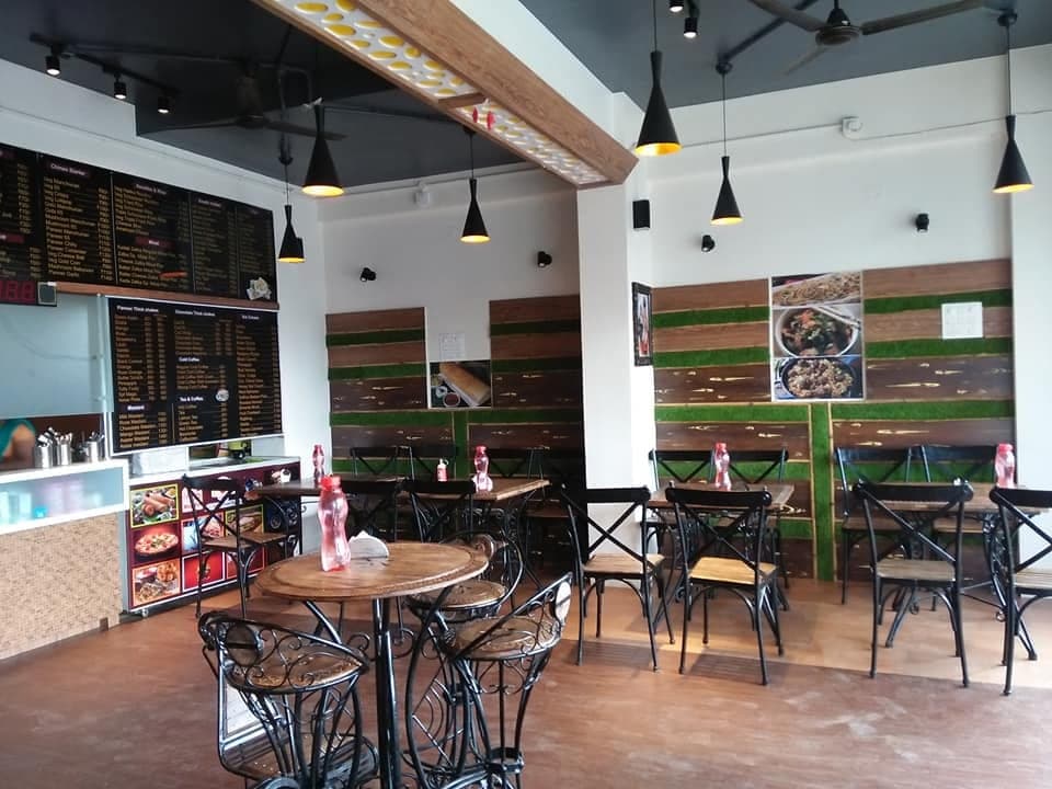 LOL Cafe - Thumbnail 2