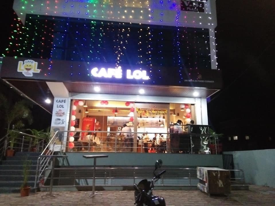 LOL Cafe - Thumbnail 3