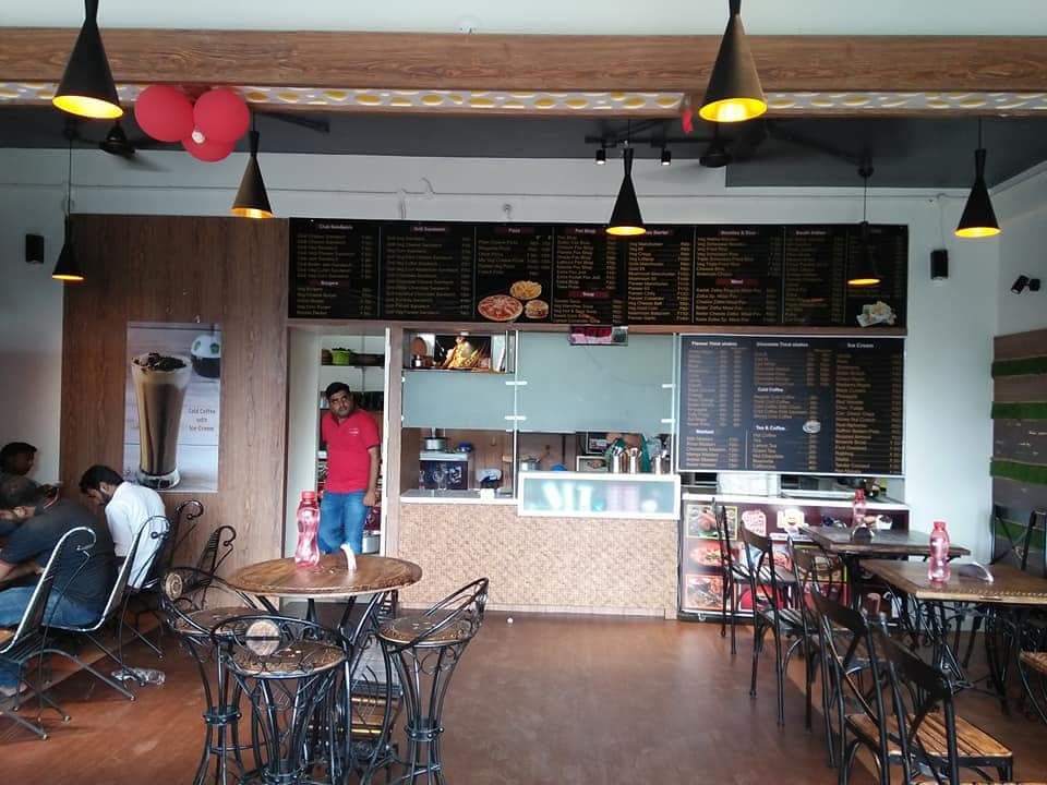 LOL Cafe - Thumbnail 4