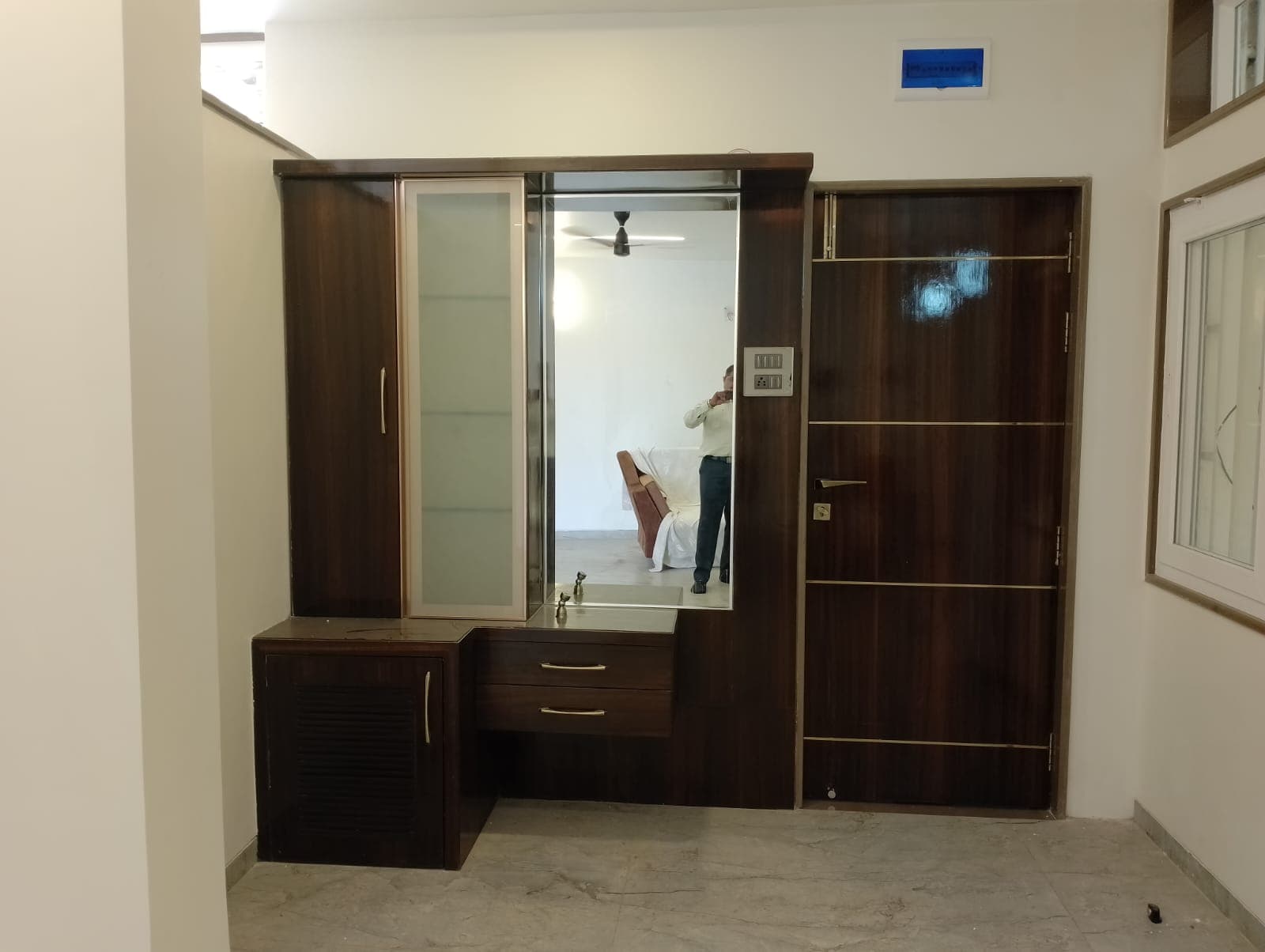 Manoj Mitkari Sir Home - Thumbnail 18