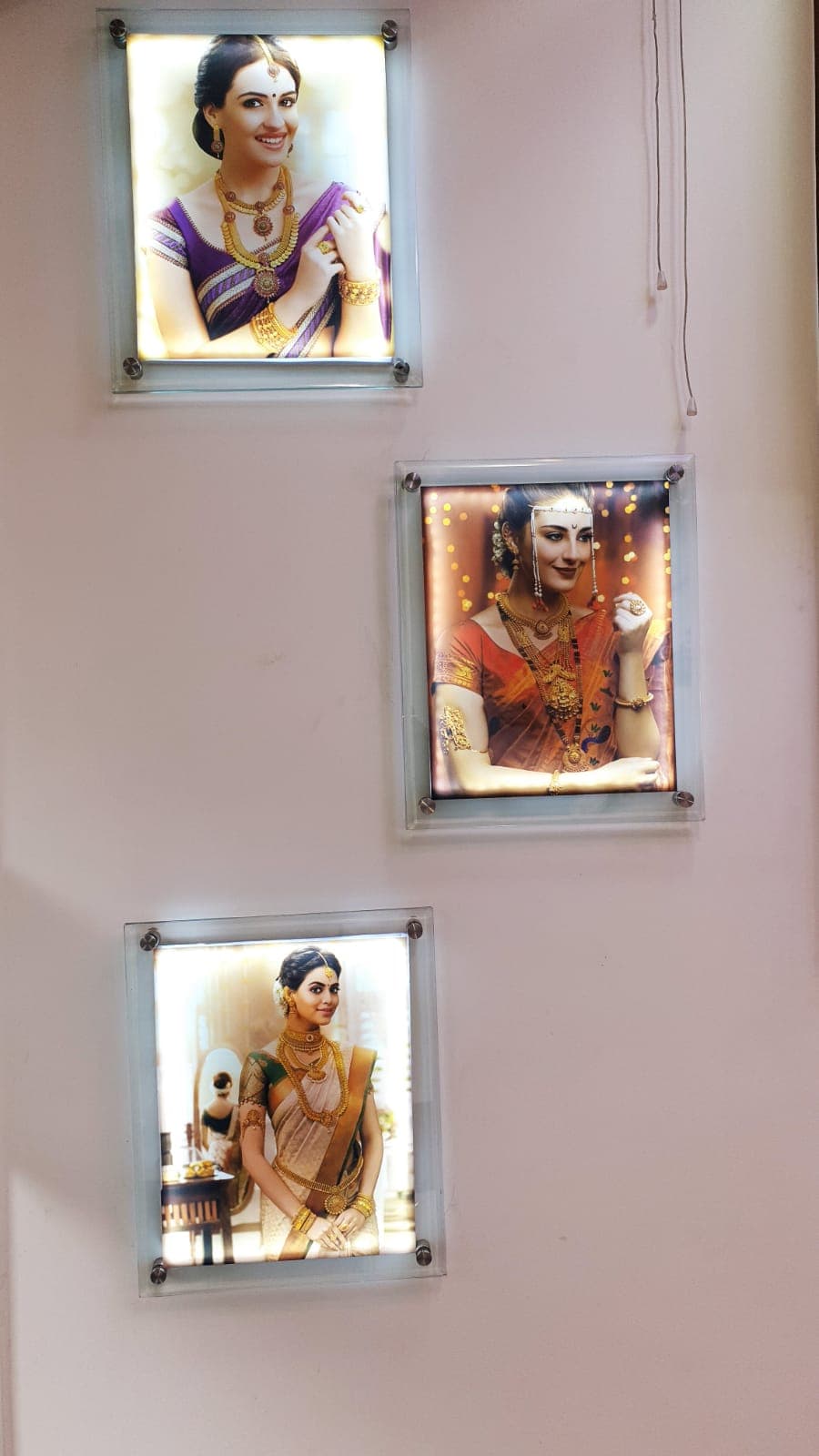 Yogeshwari Alankar Saraf Line - Thumbnail 9